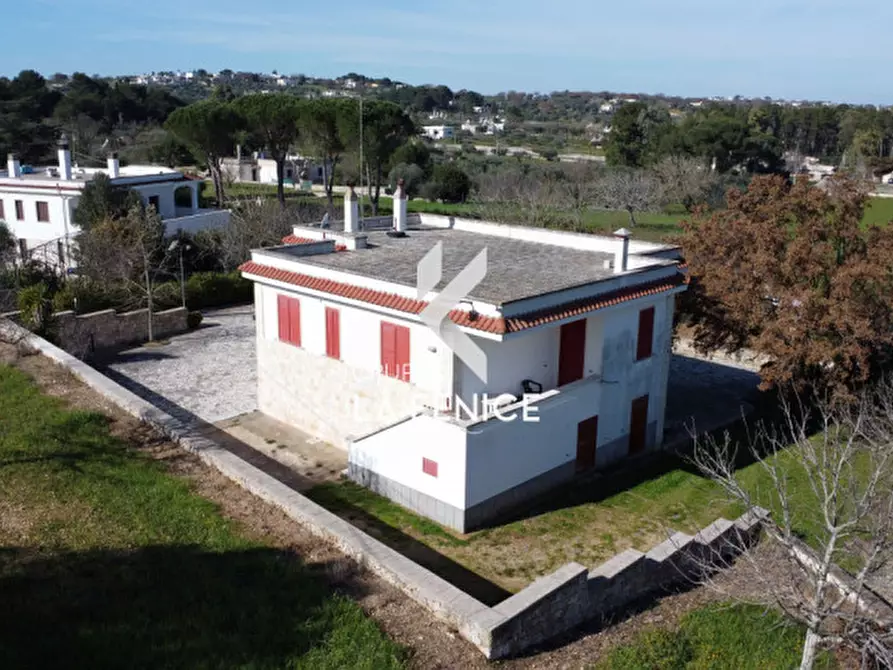 Immagine 25 di Villa in vendita  in c.da serralta a Locorotondo