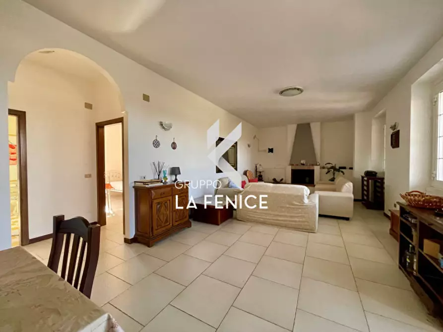 Immagine 49 di Villa in vendita  in c.da serralta a Locorotondo