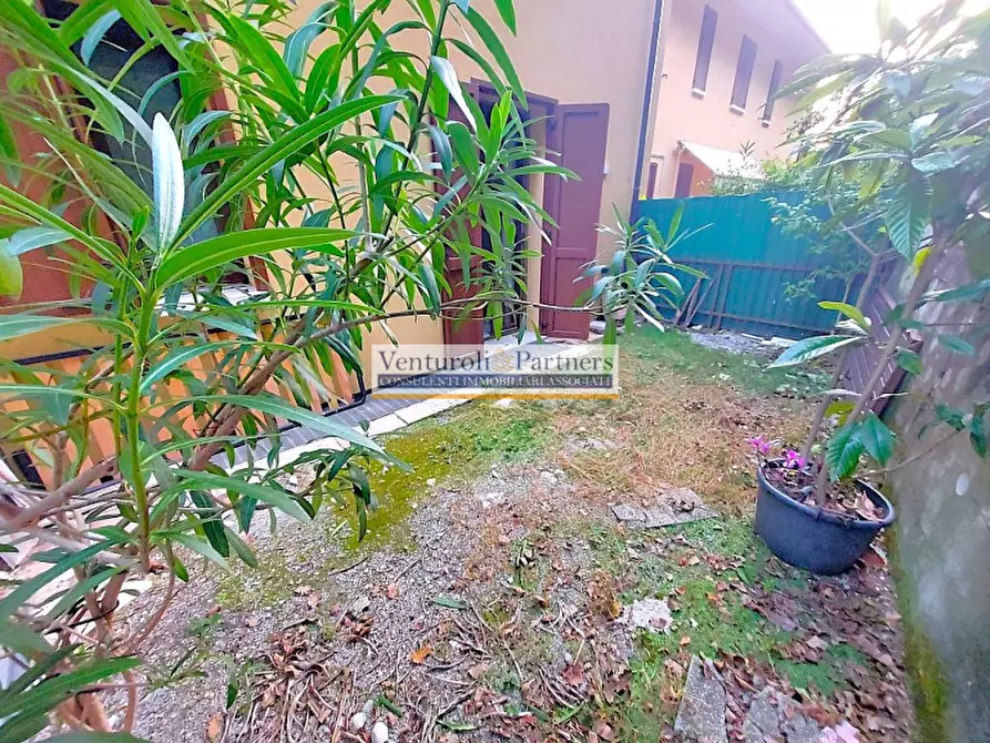 Immagine 3 di Appartamento in vendita  in Via Cornale a Soiano Del Lago