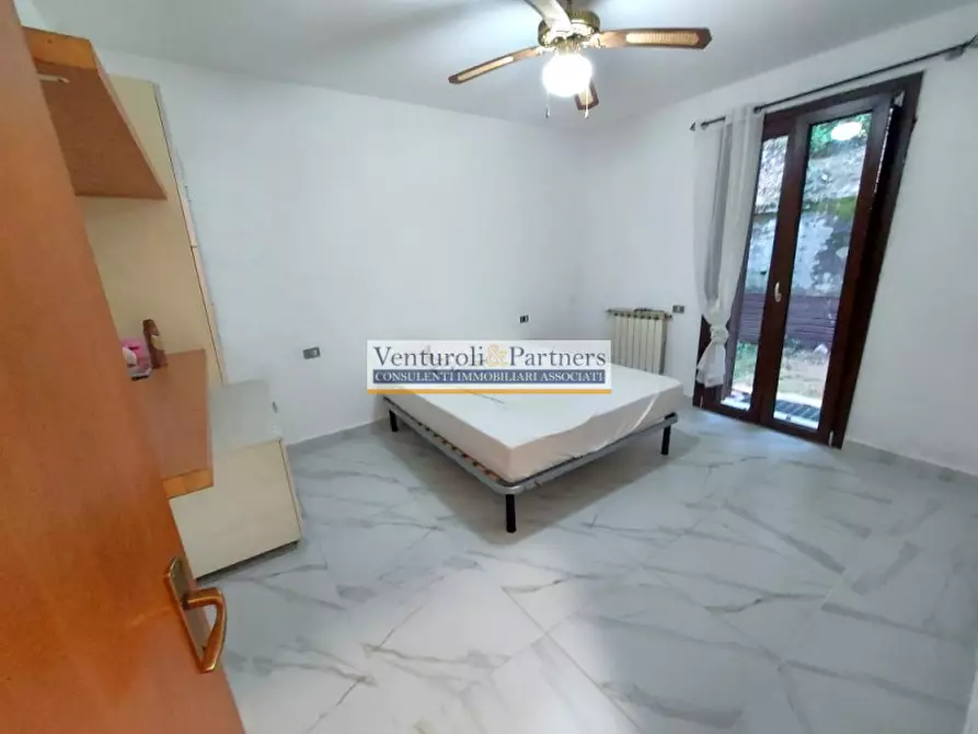 Immagine 5 di Appartamento in vendita  in Via Cornale a Soiano Del Lago