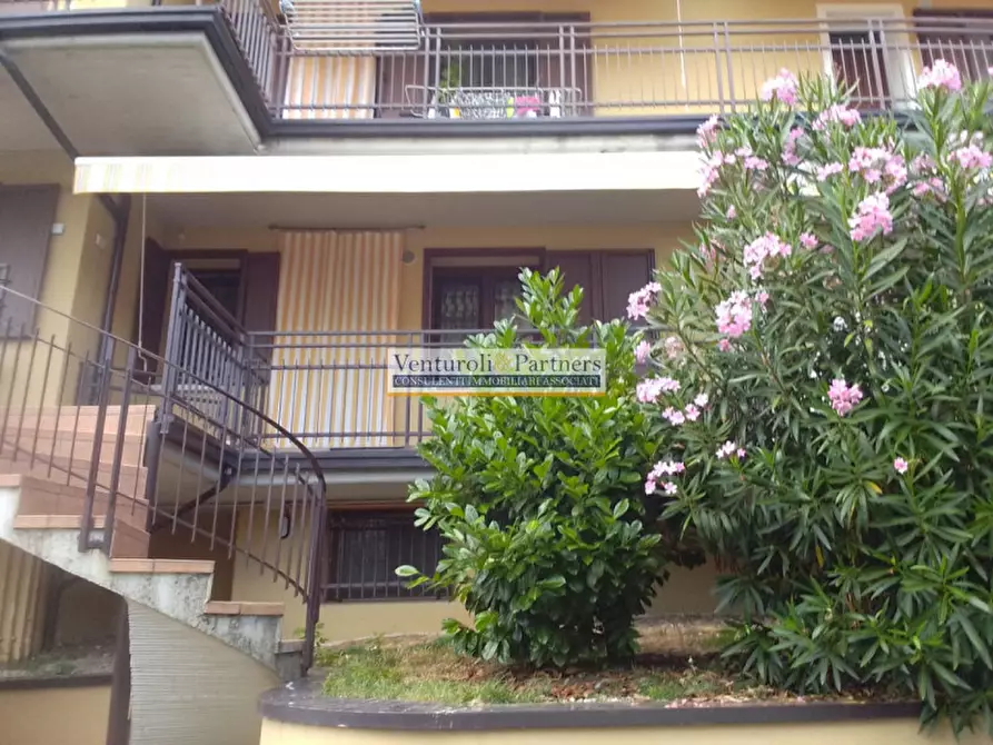 Immagine 13 di Appartamento in vendita  in Via Cornale a Soiano Del Lago