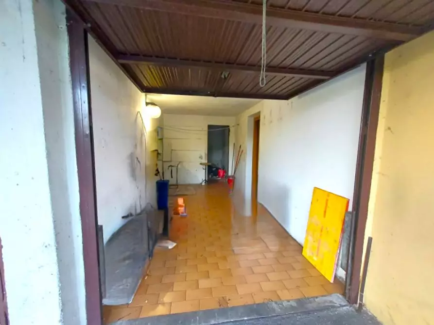 Immagine 15 di Appartamento in vendita  in Via Cornale a Soiano Del Lago