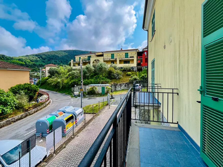 Immagine 15 di Casa bifamiliare in vendita  a Ameglia