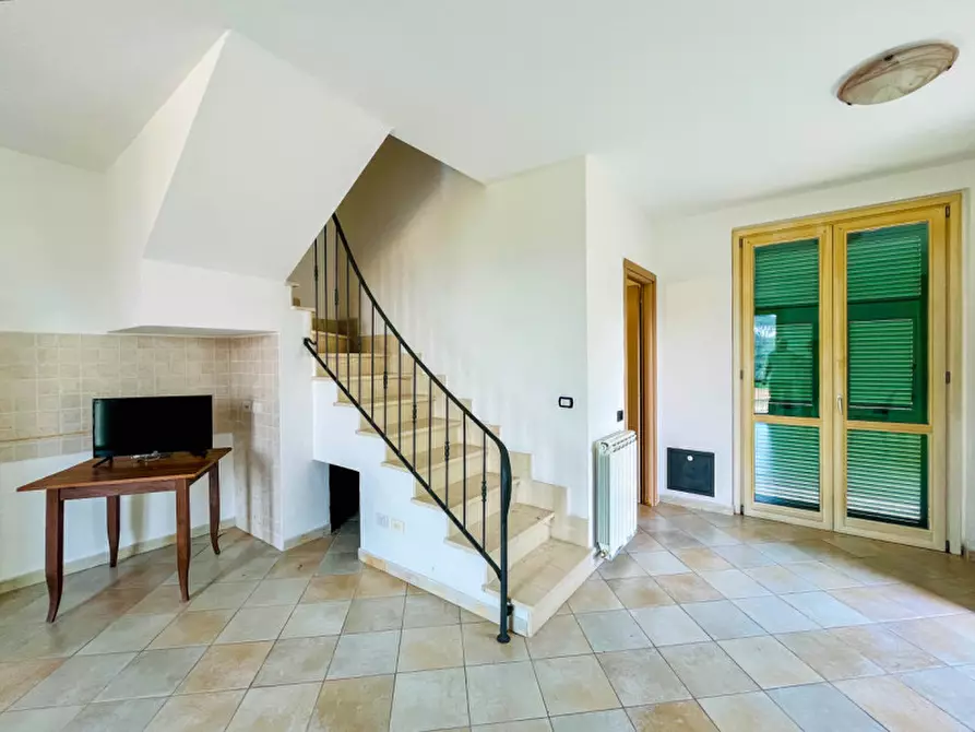 Immagine 18 di Casa bifamiliare in vendita  a Ameglia