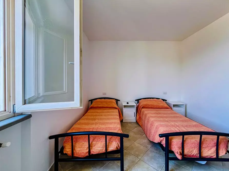 Immagine 19 di Casa bifamiliare in vendita  a Ameglia