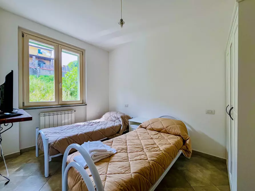 Immagine 26 di Casa bifamiliare in vendita  a Ameglia