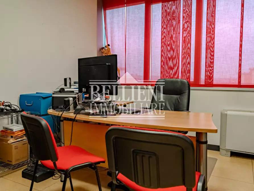 Immagine 4 di Ufficio in vendita  in via Brescia a Torri Di Quartesolo