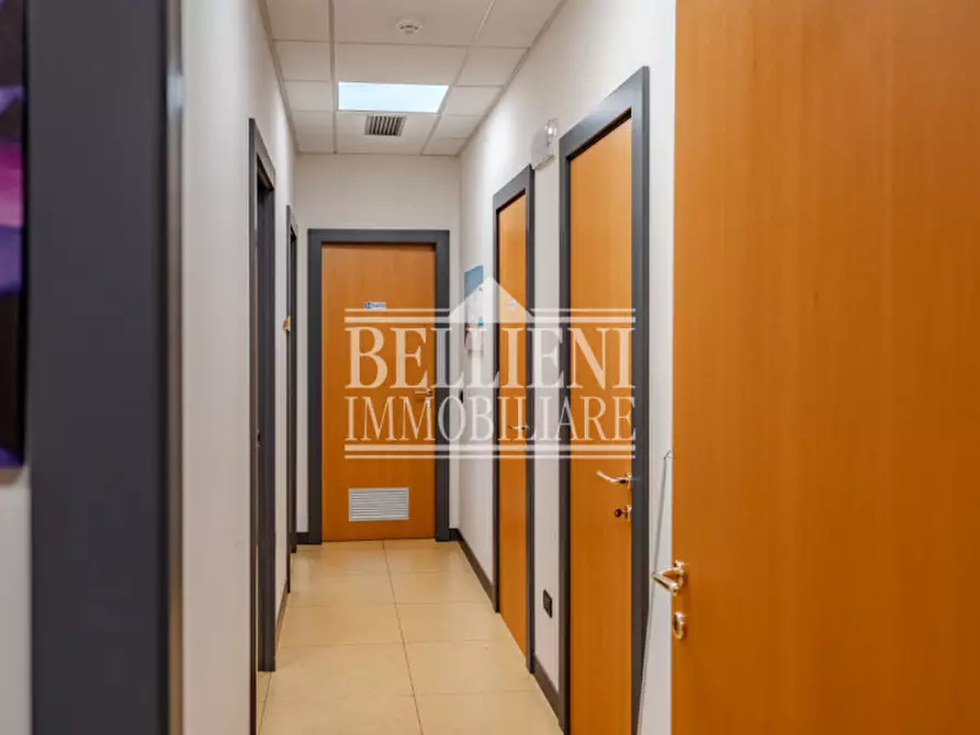 Immagine 8 di Ufficio in vendita  in via Brescia a Torri Di Quartesolo