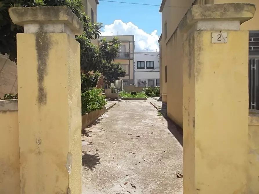 Immagine 1 di Appartamento in vendita  in Via Tripoli a Parabita