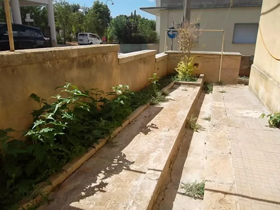 Immagine 2 di Appartamento in vendita  in Via Tripoli a Parabita