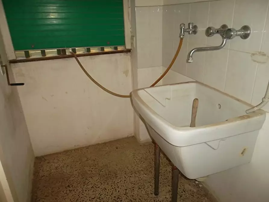 Immagine 9 di Appartamento in vendita  in Via Tripoli a Parabita