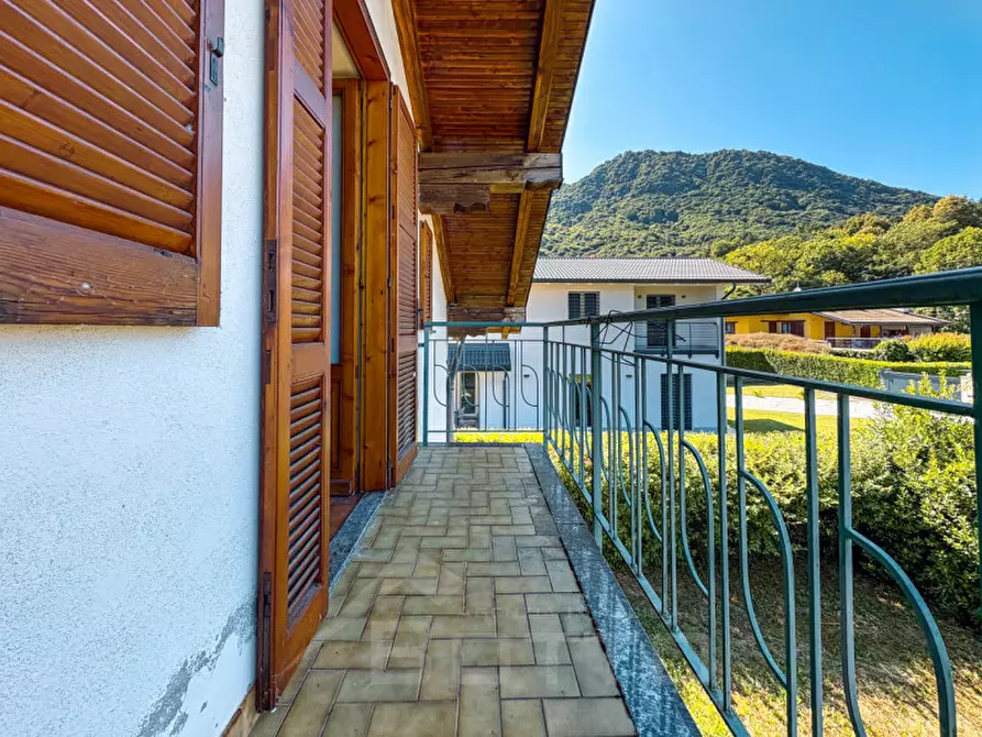 Immagine 39 di Casa indipendente in vendita  in Via Lago a Nonio