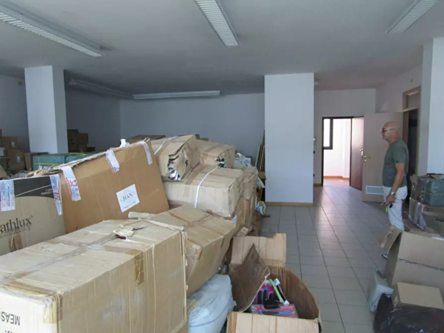Immagine 3 di Ufficio in affitto  a Limena