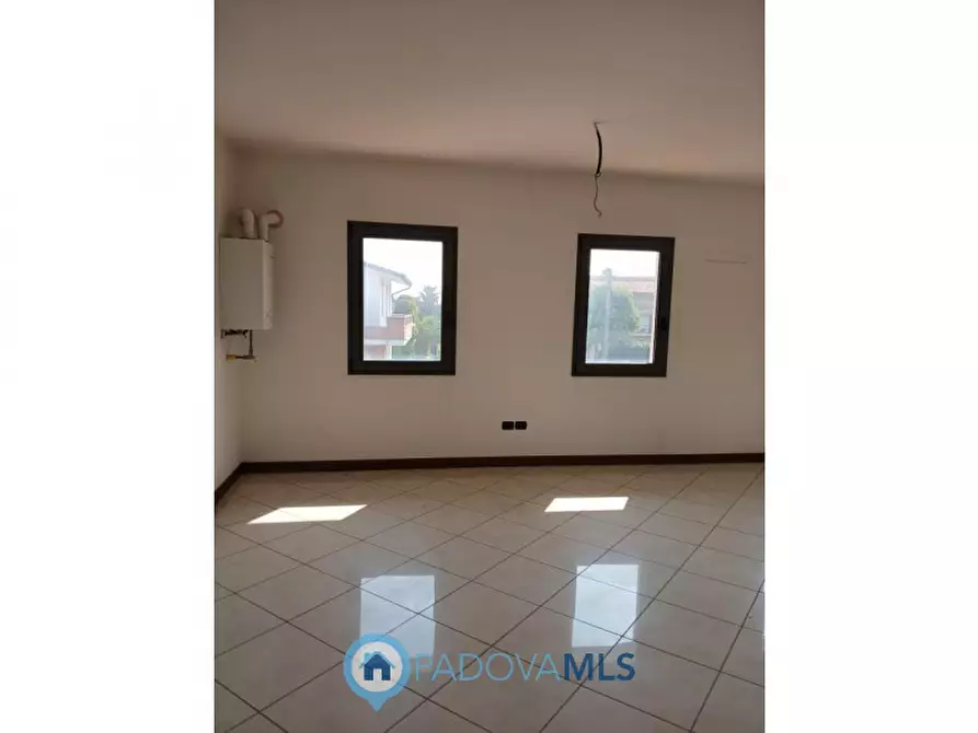 Immagine 5 di Ufficio in vendita  in Via Provinciale Sud, 63 a Fosso'