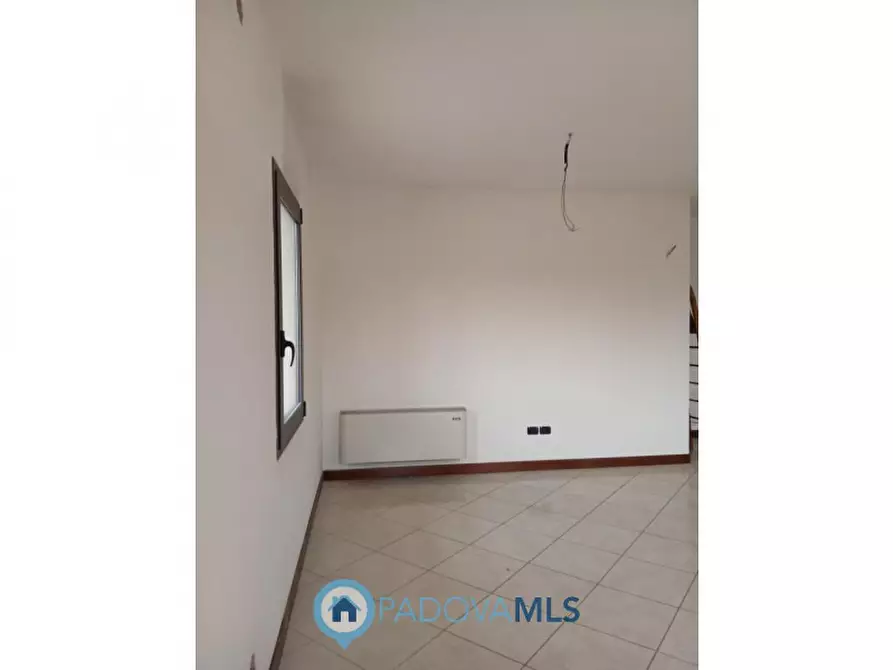 Immagine 8 di Ufficio in vendita  in Via Provinciale Sud, 63 a Fosso'