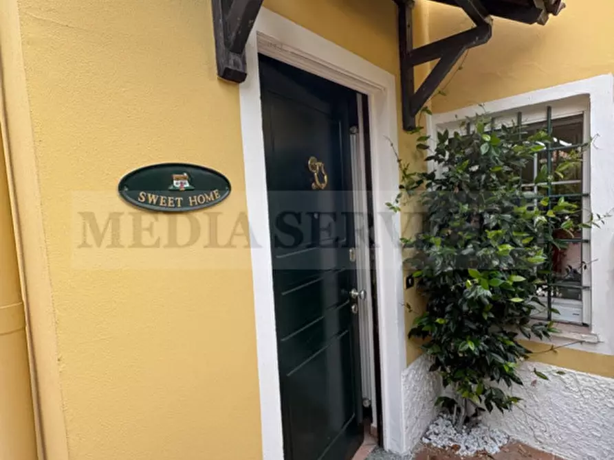 Immagine 5 di Casa indipendente in vendita  in via Roberto Cordara n° 13 a Dorno