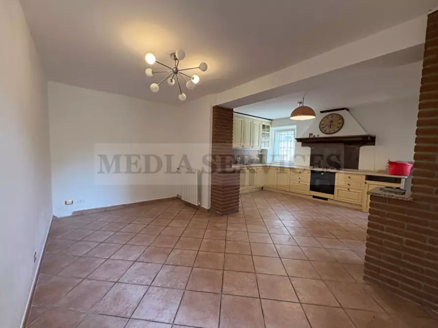 Immagine 9 di Casa indipendente in vendita  in via Roberto Cordara n° 13 a Dorno