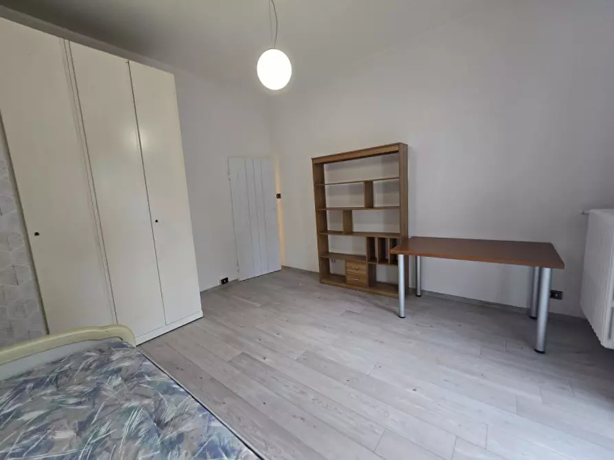 Immagine 2 di Camera in vendita  a Modena