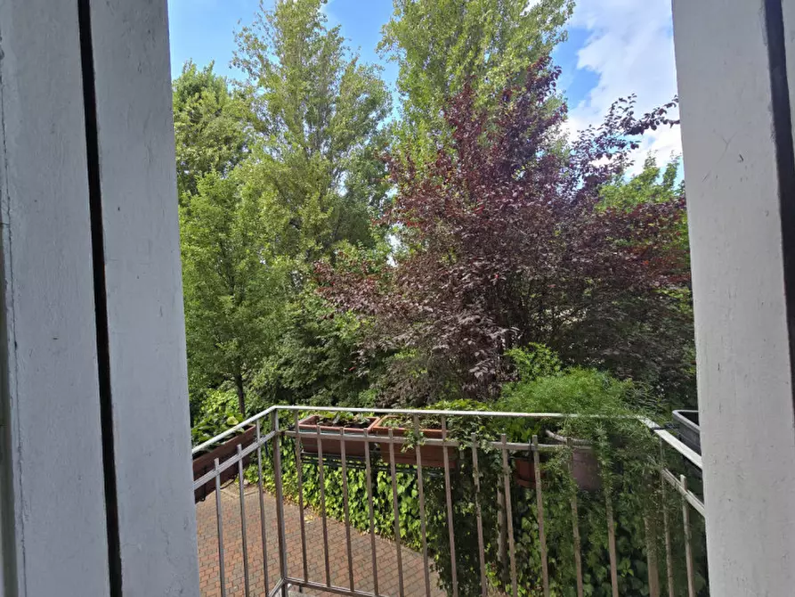 Immagine 18 di Camera in vendita  a Modena