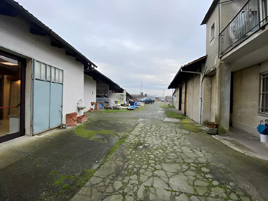 Immagine 17 di Casa indipendente in vendita  in Via della Repubblica a Trino Vercellese