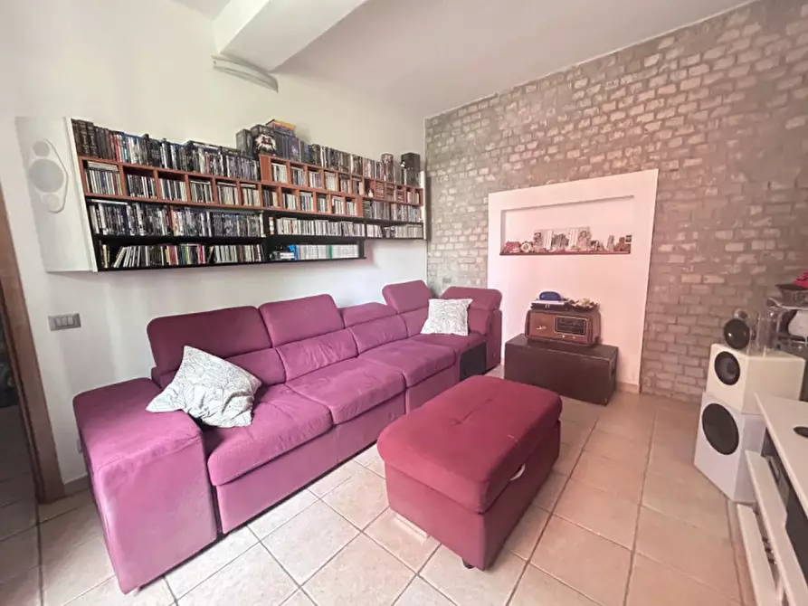 Immagine 4 di Casa indipendente in vendita  in Via Novara a Parma
