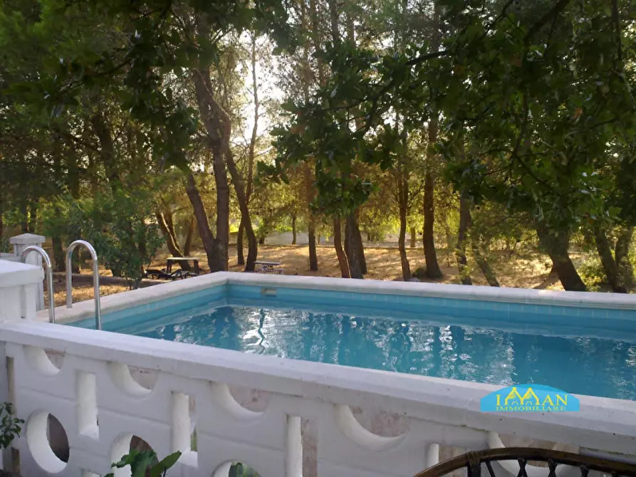 Immagine 41 di Rustico / casale in vendita  in Contrada Ulmo a Ceglie Messapico