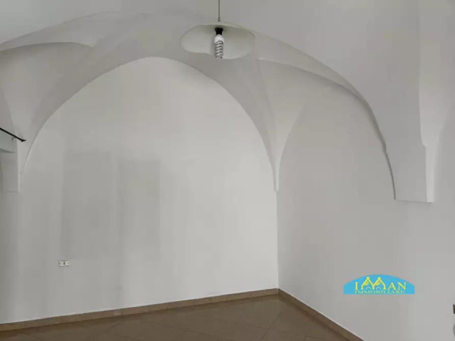 Immagine 1 di Casa indipendente in vendita  in Via Muri a Ceglie Messapico