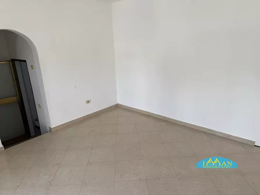 Immagine 9 di Casa indipendente in vendita  in Via Muri a Ceglie Messapico