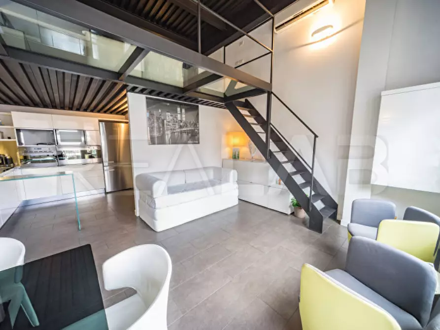 Immagine 1 di Attico in vendita  in via Mecenate 84 a Milano