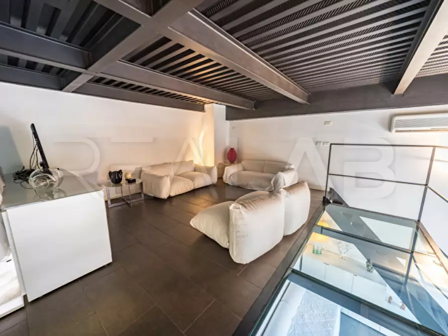 Immagine 11 di Attico in vendita  in via Mecenate 84 a Milano