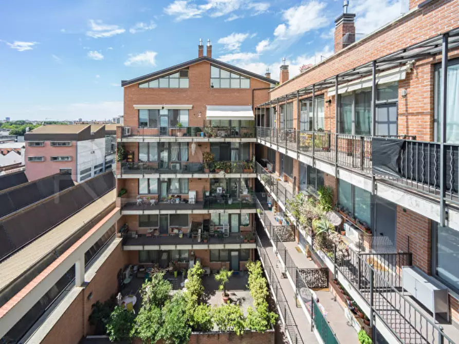 Immagine 24 di Attico in vendita  in via Mecenate 84 a Milano