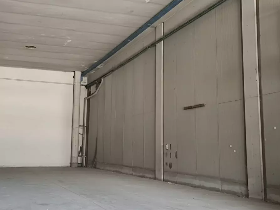 Immagine 7 di Capannone industriale in vendita  in Via Antonio Pacinotti a Verona