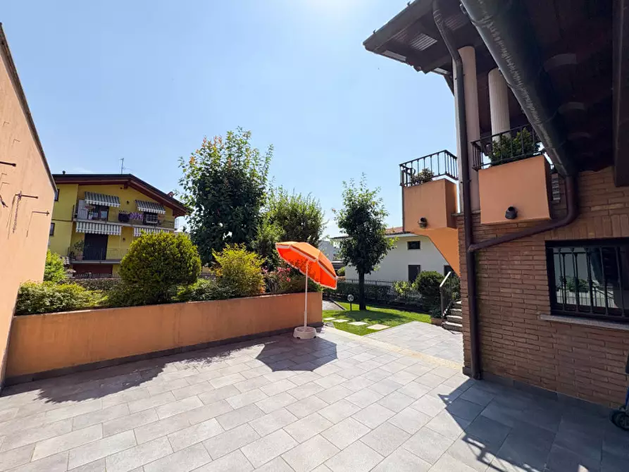 Immagine 40 di Villa in vendita  in VIA COMASINA 147 VERANO a Verano Brianza