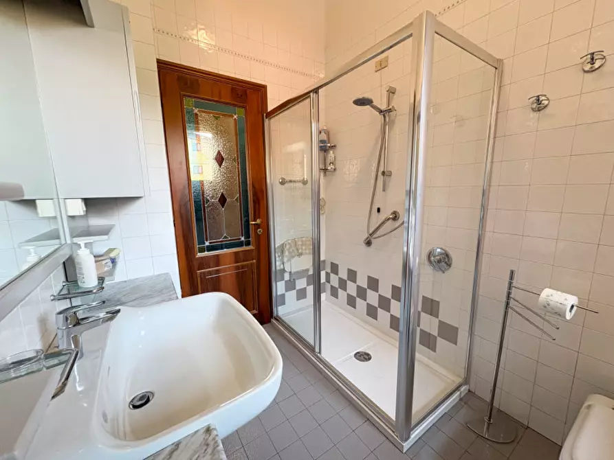 Immagine 42 di Villa in vendita  in VIA COMASINA 147 VERANO a Verano Brianza