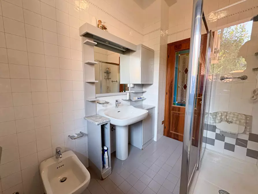 Immagine 43 di Villa in vendita  in VIA COMASINA 147 VERANO a Verano Brianza