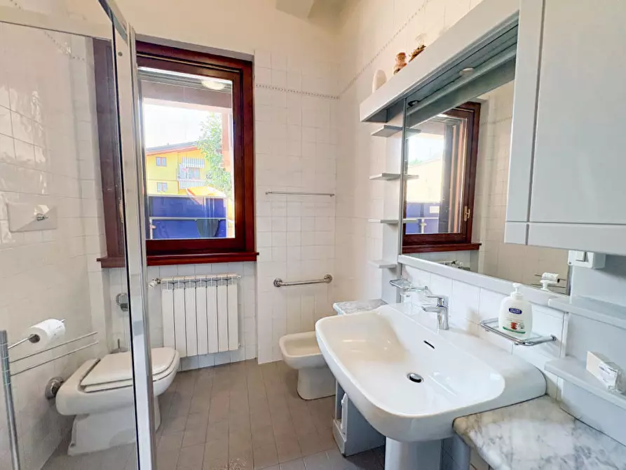 Immagine 44 di Villa in vendita  in VIA COMASINA 147 VERANO a Verano Brianza