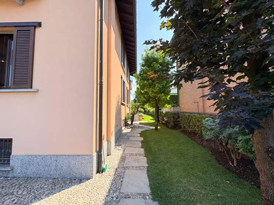 Immagine 55 di Villa in vendita  in VIA COMASINA 147 VERANO a Verano Brianza