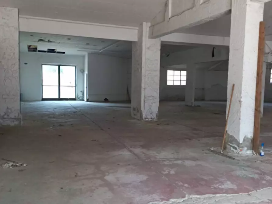 Immagine 29 di Capannone industriale in vendita  in levane a Montevarchi