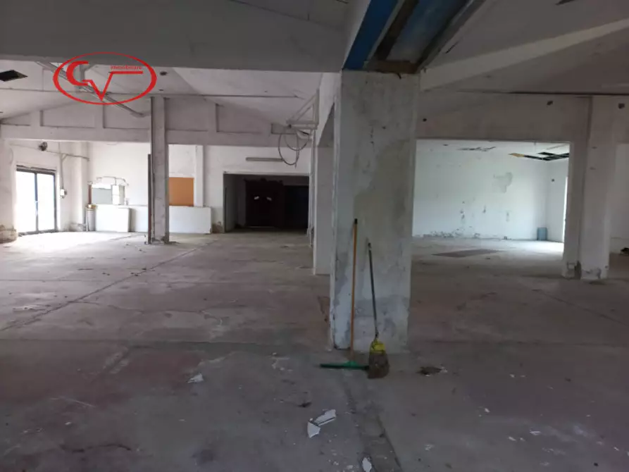 Immagine 30 di Capannone industriale in vendita  in levane a Montevarchi