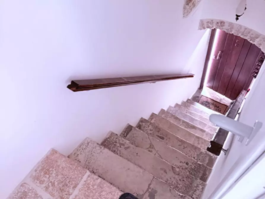 Immagine 2 di Casa indipendente in vendita  in Piazza Plebiscito a Ceglie Messapico