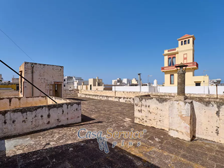 Immagine 8 di Palazzo in vendita  in Via Venezia a Gallipoli
