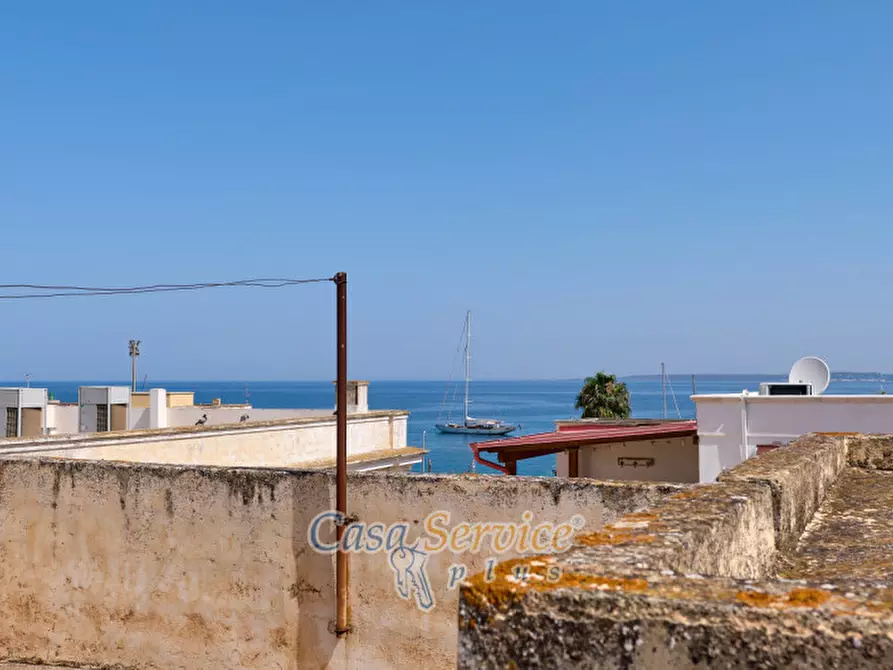 Immagine 9 di Palazzo in vendita  in Via Venezia a Gallipoli