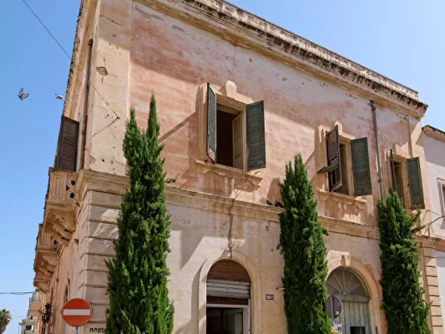 Immagine 10 di Palazzo in vendita  in Via Venezia a Gallipoli
