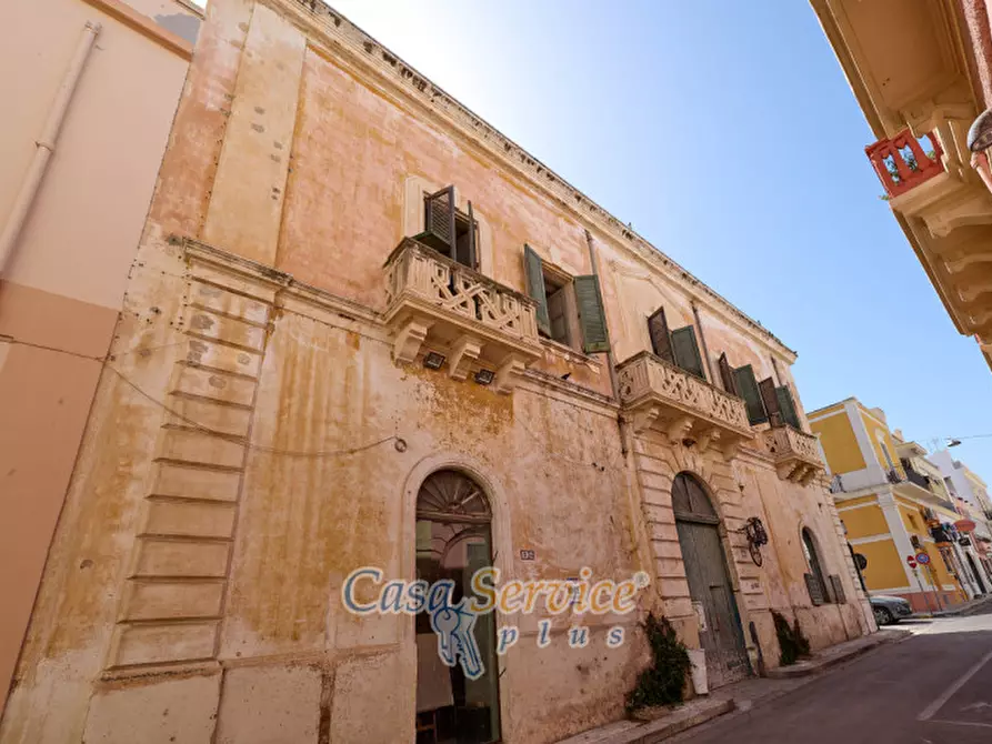Immagine 16 di Palazzo in vendita  in Via Venezia a Gallipoli