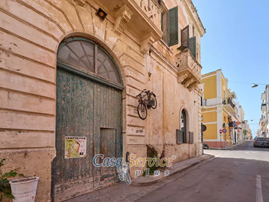 Immagine 17 di Palazzo in vendita  in Via Venezia a Gallipoli