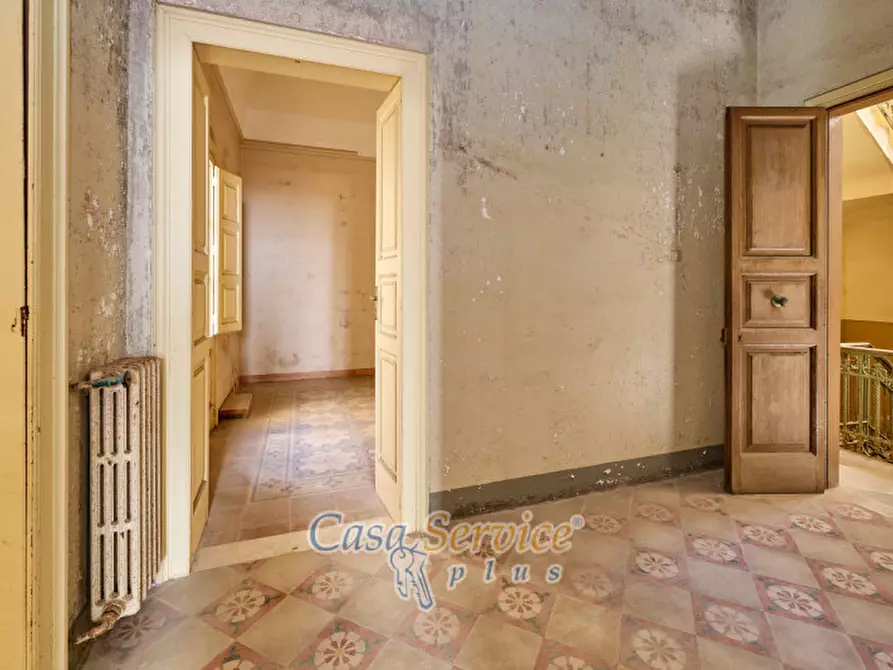 Immagine 49 di Palazzo in vendita  in Via Venezia a Gallipoli