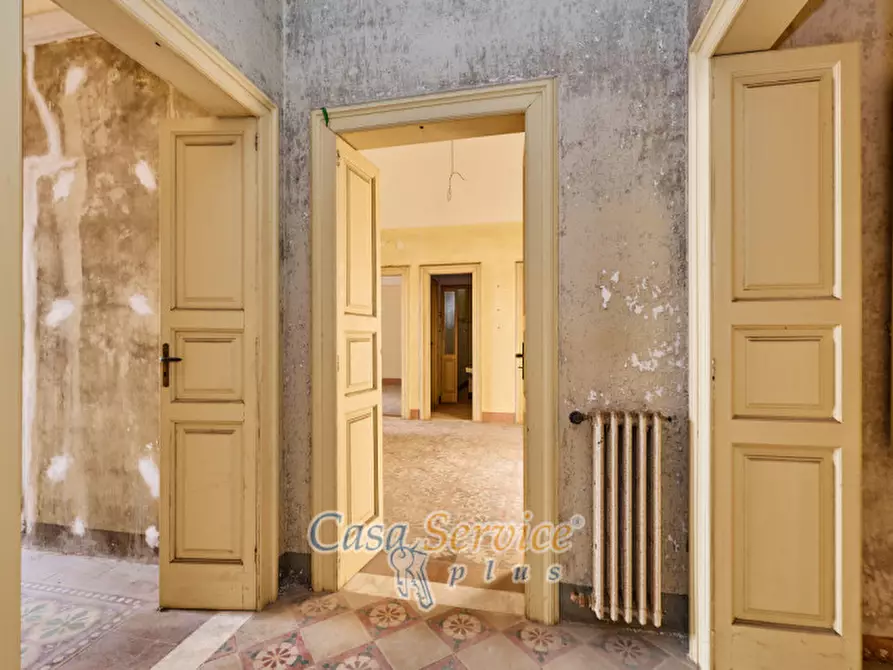 Immagine 50 di Palazzo in vendita  in Via Venezia a Gallipoli