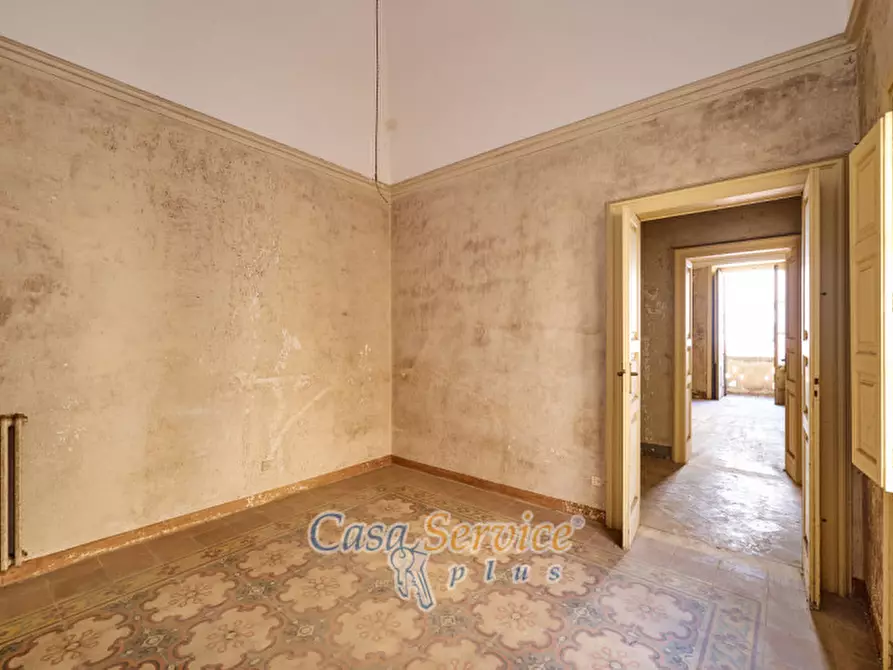 Immagine 52 di Palazzo in vendita  in Via Venezia a Gallipoli