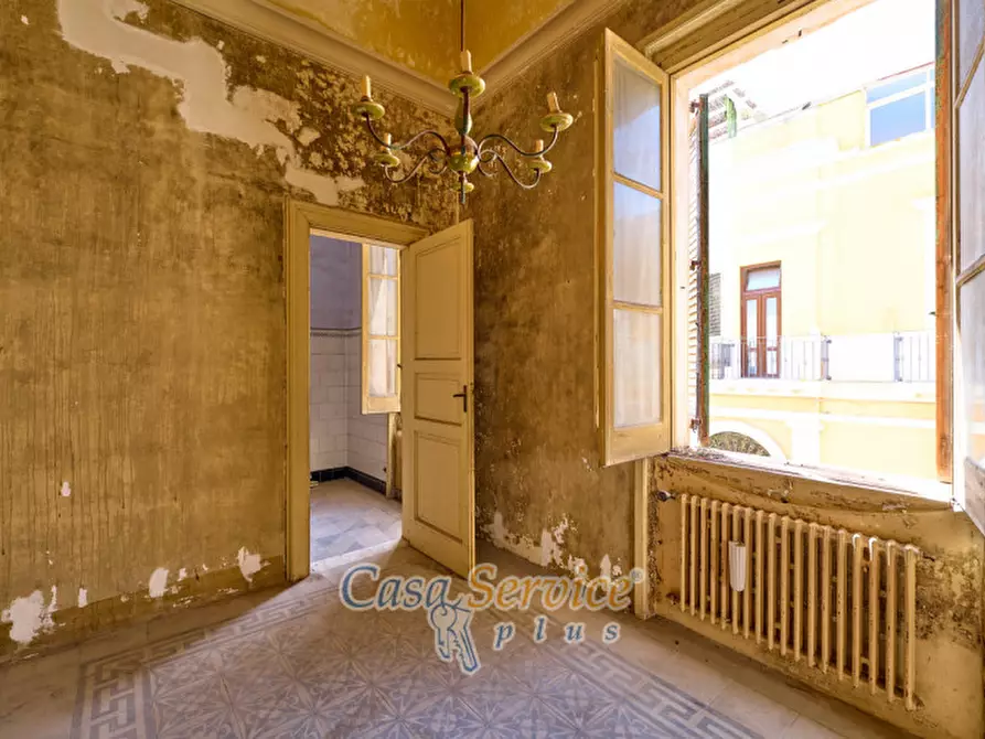 Immagine 55 di Palazzo in vendita  in Via Venezia a Gallipoli