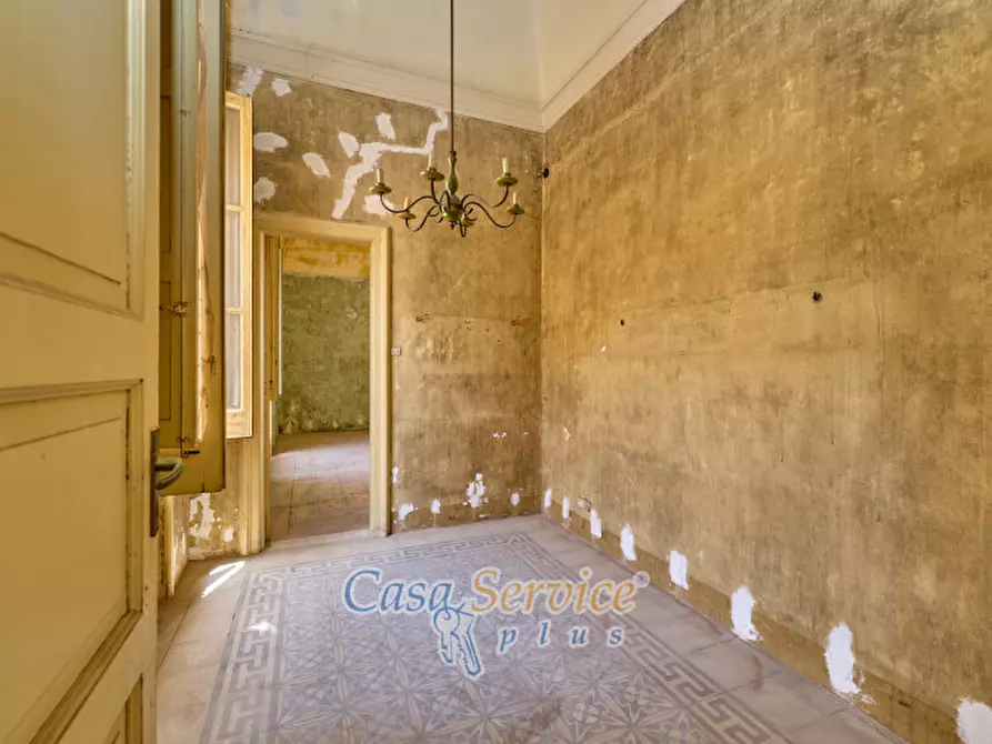 Immagine 56 di Palazzo in vendita  in Via Venezia a Gallipoli